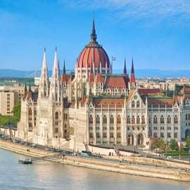 Desde Viena: tour guiado de un día por Bratislava y Budapest