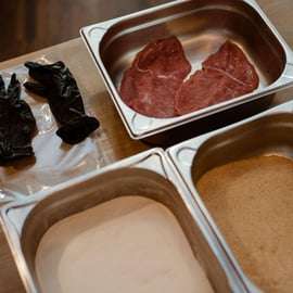 Viena: Clase de cocina y degustación de Schnitzel