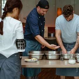 Viena: Clase de cocina y degustación de Schnitzel