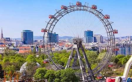 Viena: Paseo en Noria Gigante sin pasar por caja