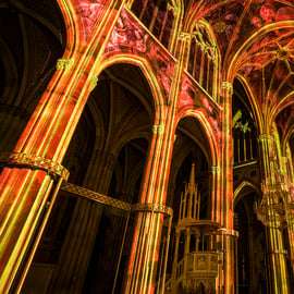 Viena: Iglesia Votiva de la Luz de la Creación Espectáculo de luz inmersivo
