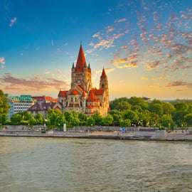 Viena: Visita panorámica del Danubio de 2 horas (sólo crucero)