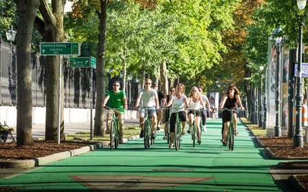 Vienna by Bike 3-Hour All-In-One City Bike Tour en inglés