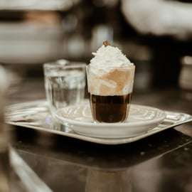 Viena: Tradición del café vienés. Experiencia con degustación incluida.