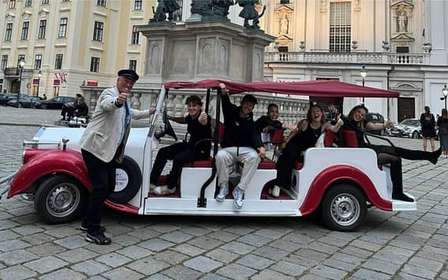 Viena: Tour turístico por el casco antiguo en un coche eléctrico de época