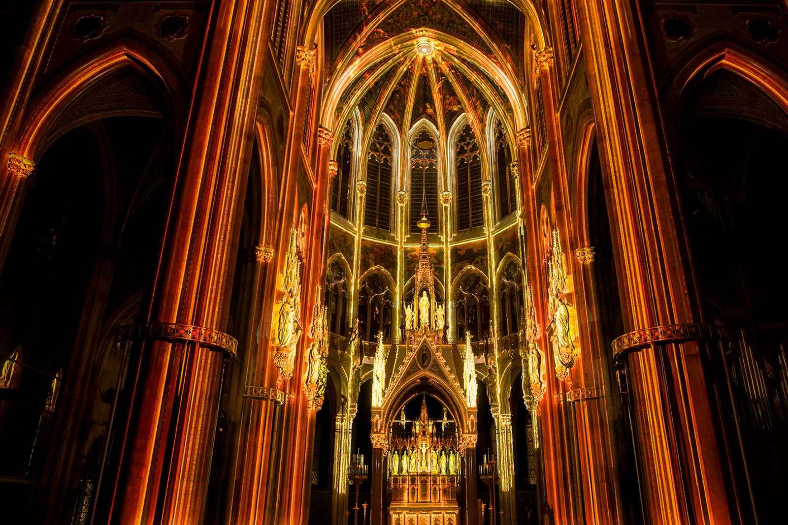 Viena: Iglesia Votiva de la Luz de la Creación Espectáculo de luz inmersivo