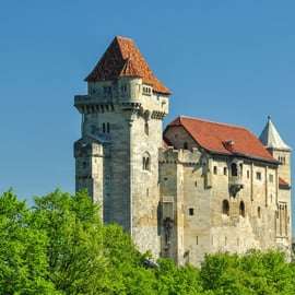 Viena: Excursión por los Bosques de Viena con Lago Subterráneo y Vino