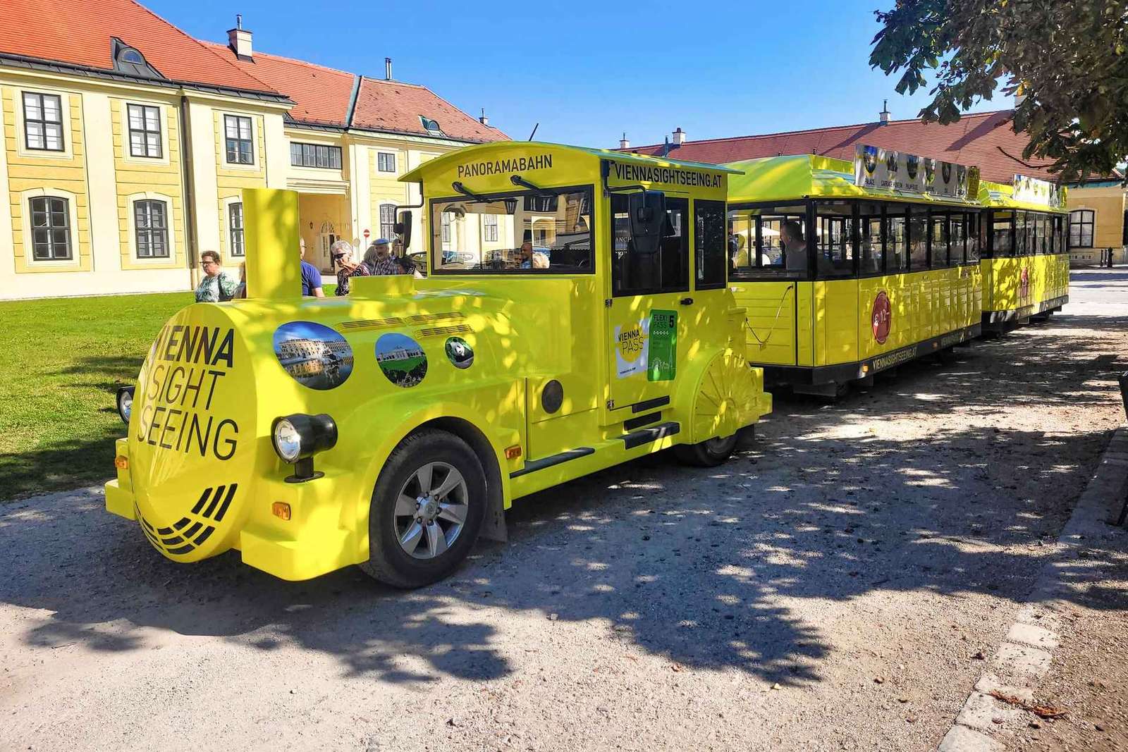 Viena: Ingressos para o comboio panorâmico para explorar o Palácio de Schönbrunn