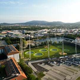 Topgolf Viena: juego - 1 bahía