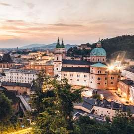 Desde Viena: Excursión al Pueblo de los Cuentos, Hallsttat y Salzburgo