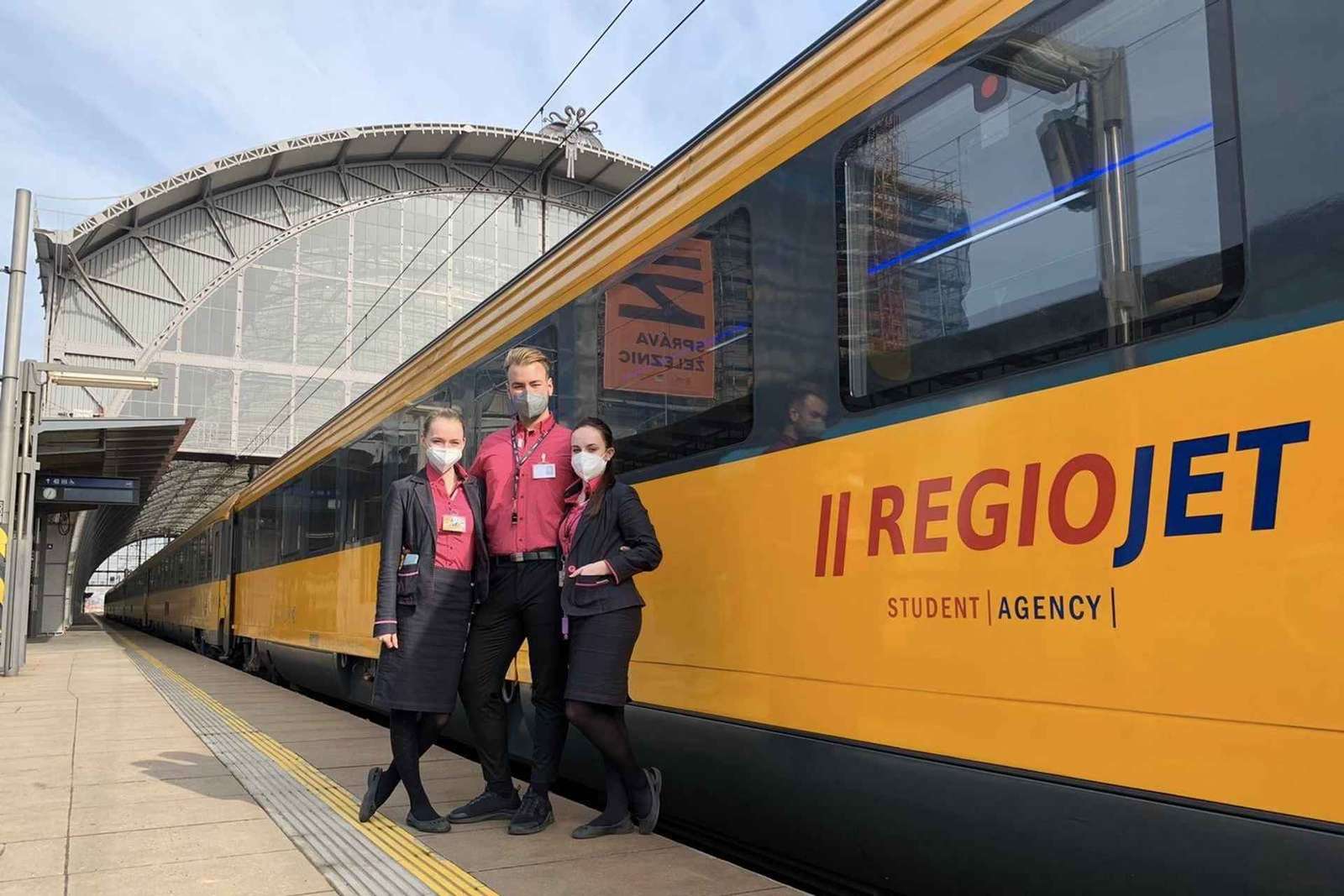 Praga: Traslado en tren a/desde el centro de Viena