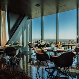 Best City View 220 m: desayuno con vistas al horizonte en el Meliá Vienna