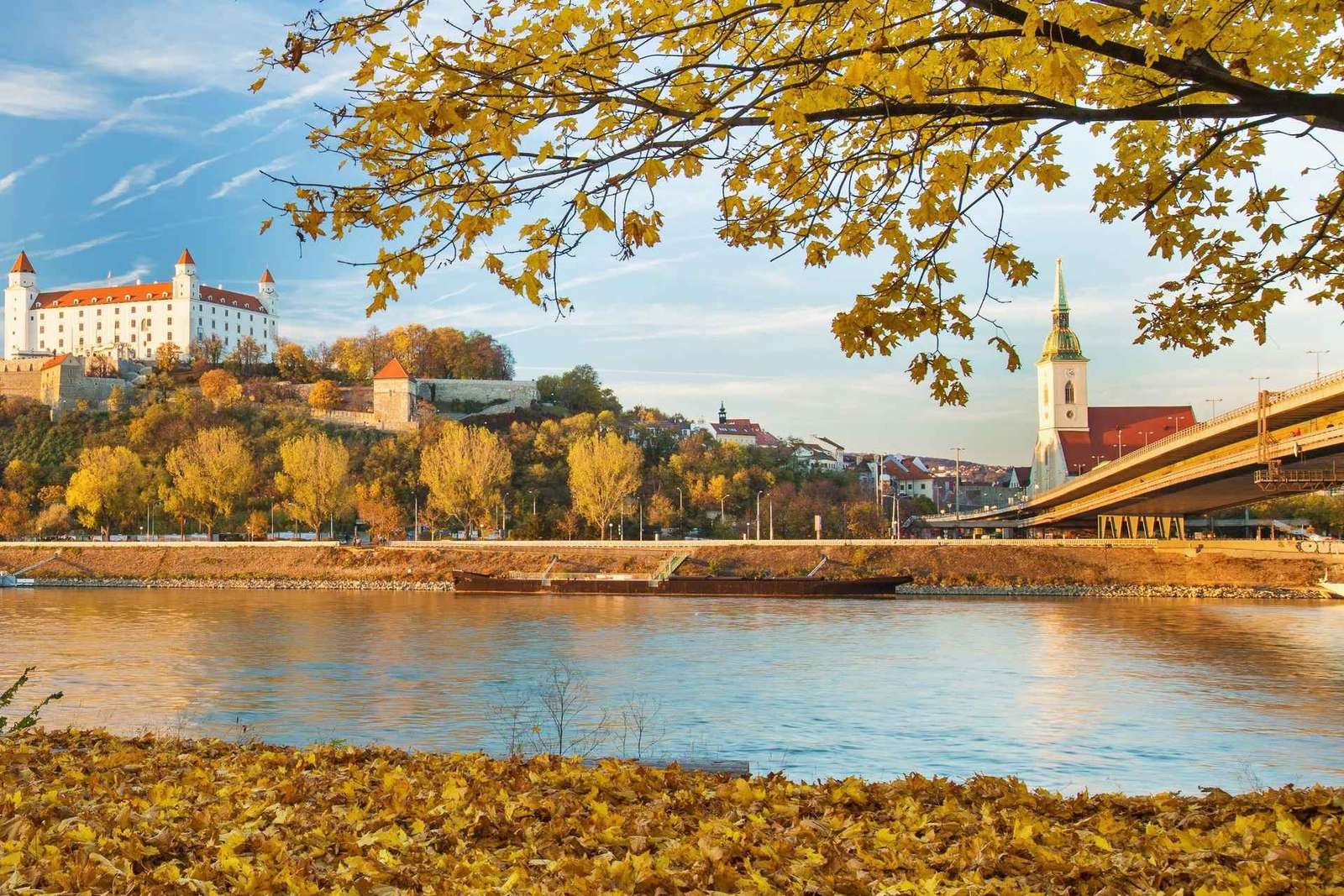 De Viena a Bratislava, Devín y Hainburg – Tour guiado