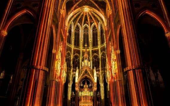 Viena: Iglesia Votiva de la Luz de la Creación Espectáculo de luz inmersivo
