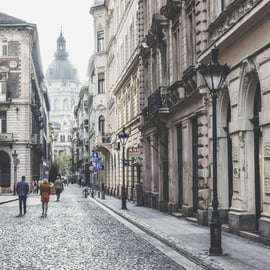 Desde Viena: tour guiado de un día por Bratislava y Budapest
