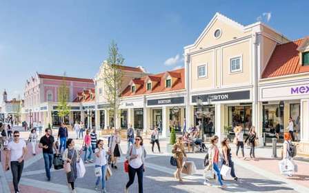 Desde Viena: Parndorf Outlets Traslado en autobús lanzadera